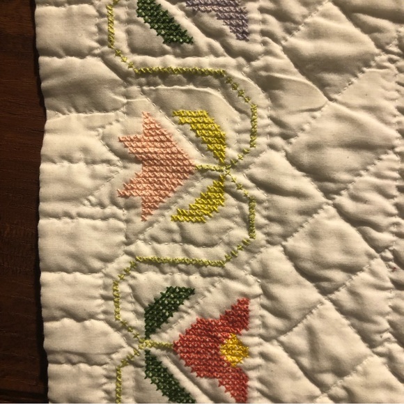 Handmade hand stitched baby blanket 41 x 41 - Picture 5 of 11